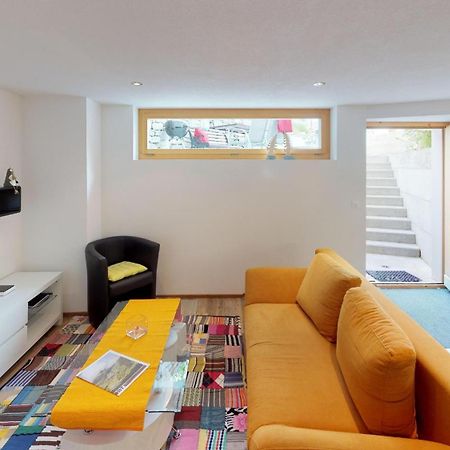 Apartmán Chasa Samalgors Tschlin Exteriér fotografie